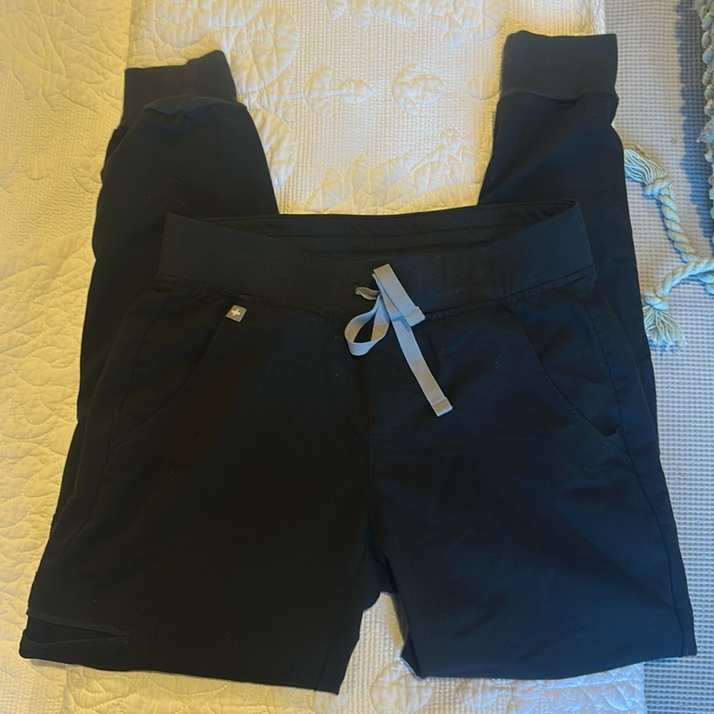 Figs jogger scrub pants